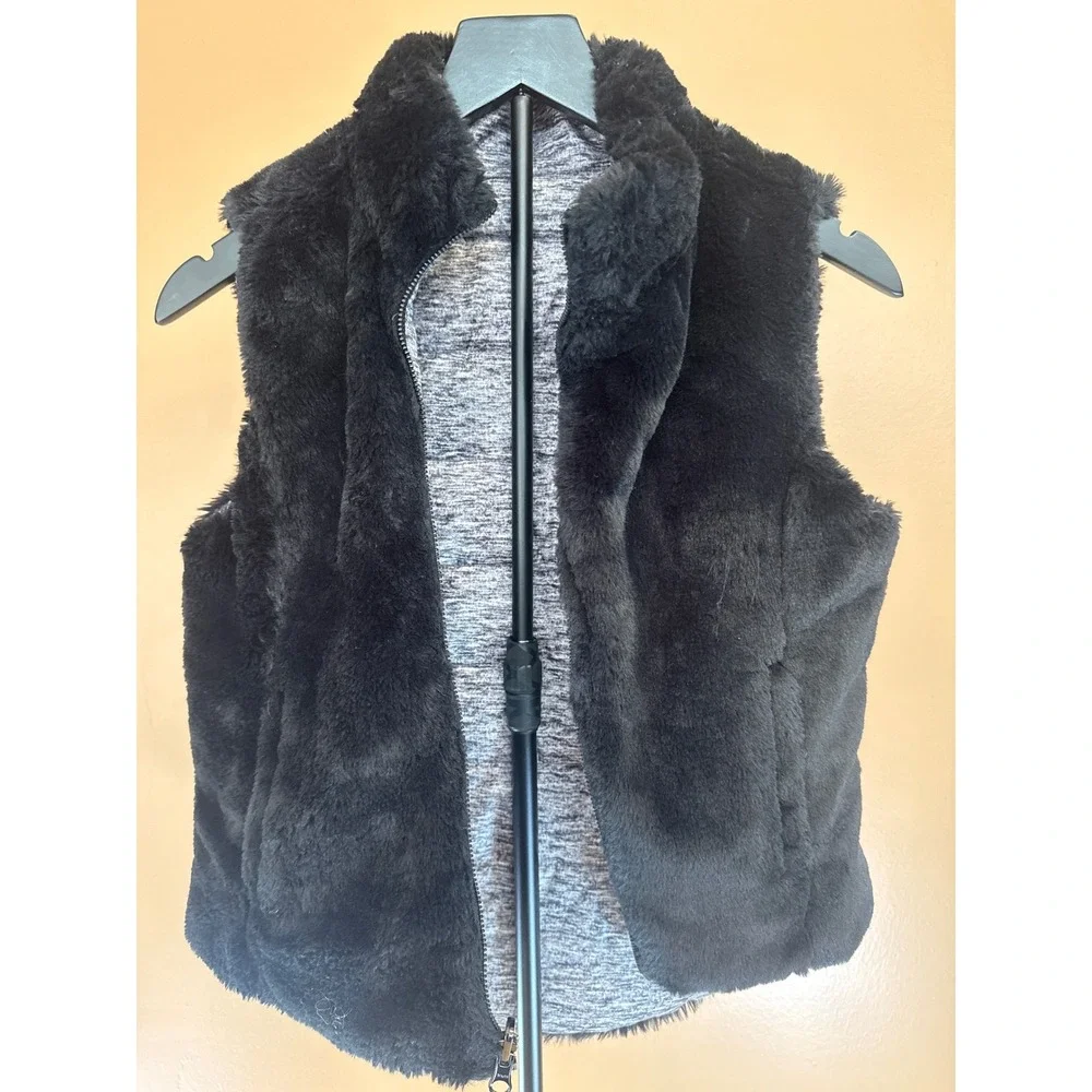 Kids Reversible‎ Weather Vest Black Faux Fur Gray Quilted Puffer Small Zip Up